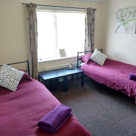Rowe Gardens - Self Catering - Guesthouse Style - Comfortable Twin Or Double Rooms - Quiet Residential Area Уоркингтън Екстериор снимка